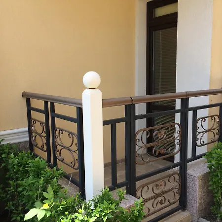 Apartamento Raduga